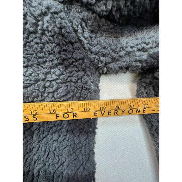 Alpine Sherpa Mens Pullover Fleece Small 1 Plaid Gray & Black Soft - Picture 8 of 12